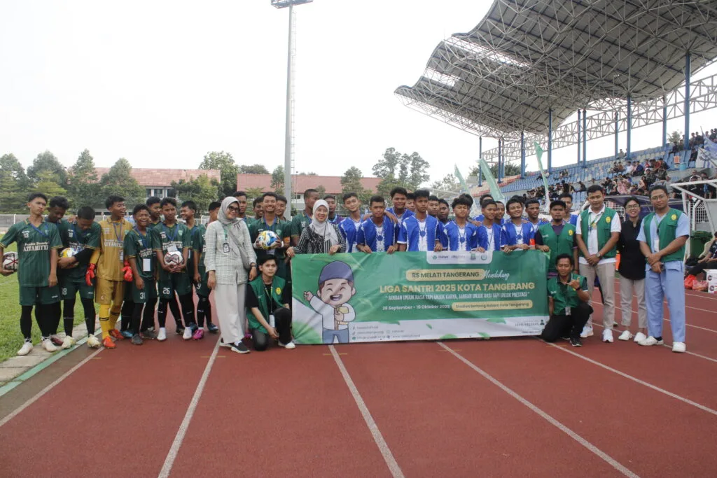 Kebersamaan santri Attahiyyah dalam kegiatan olahraga di Kota Tangerang