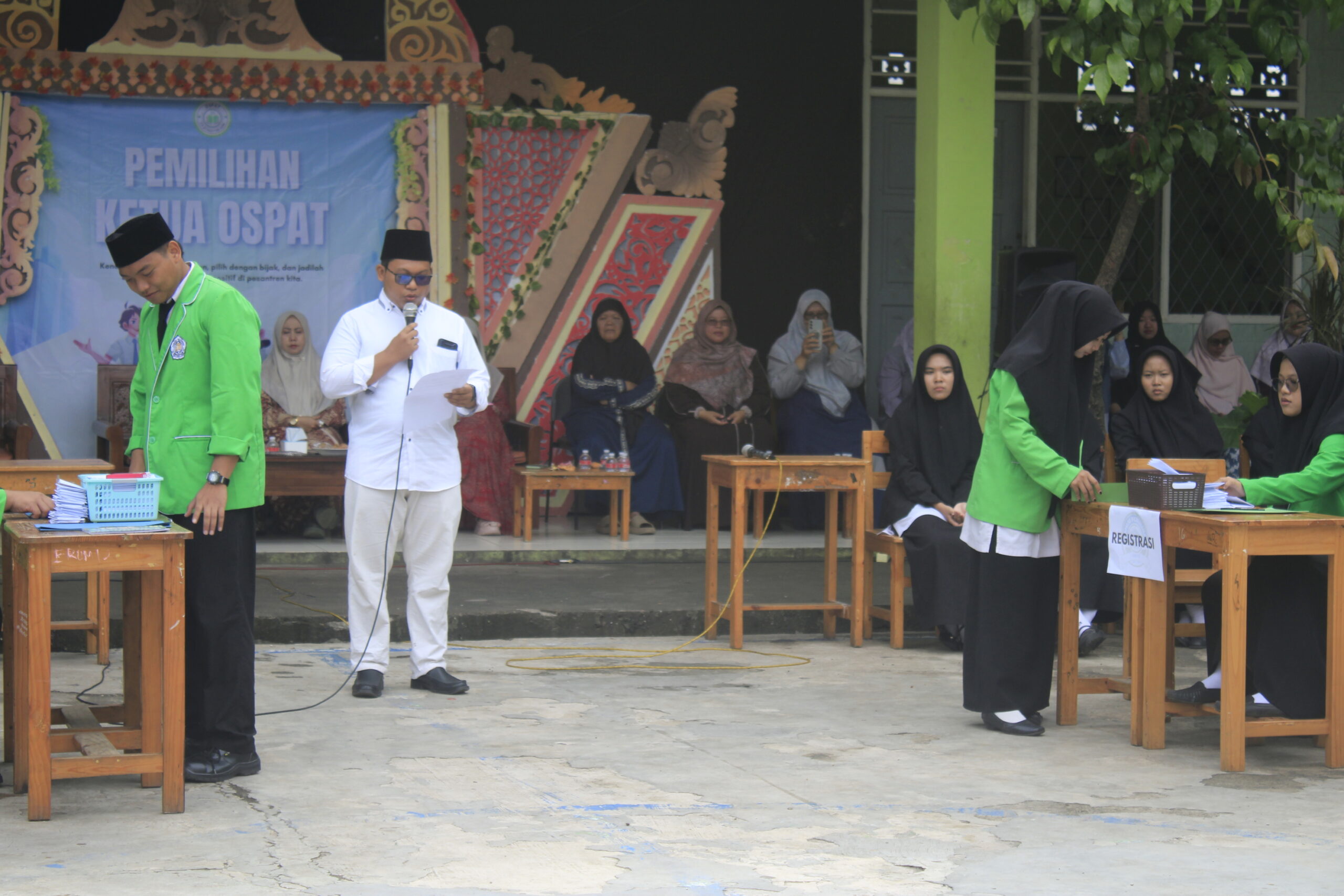 Organisasi santri Pondok Pesantren Attahiyyah